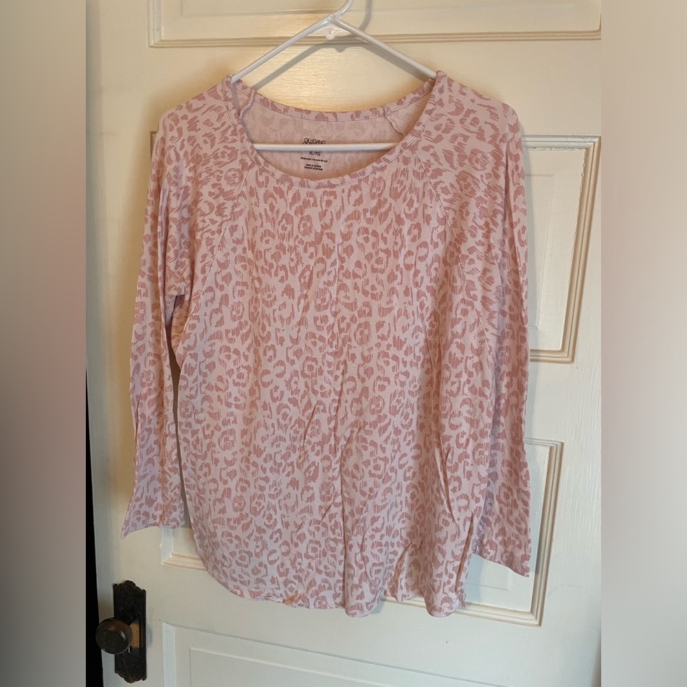 Gilligan & O’Malley pink leopard modal sleep top - xl